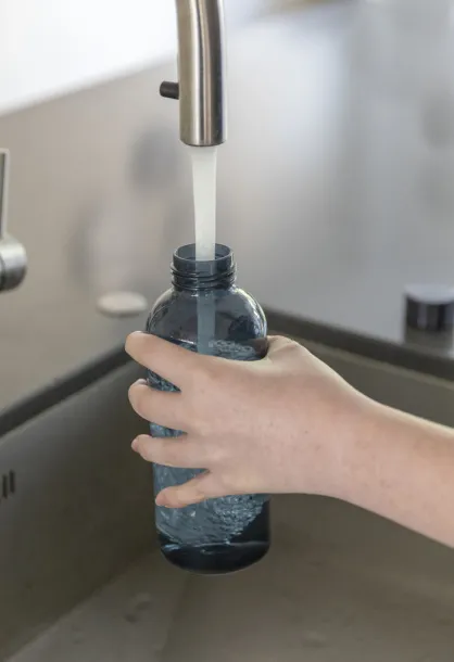  Nepropusna boca sa metalnim poklopcem, 620 ml - XD Collection Plava
