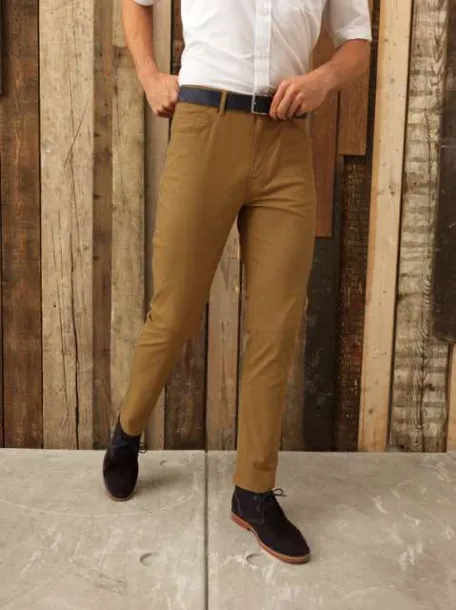  MEN'S PERFORMANCE CHINO JEANS - Premier Camel