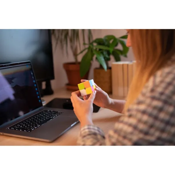  Skill game, cube multicolour