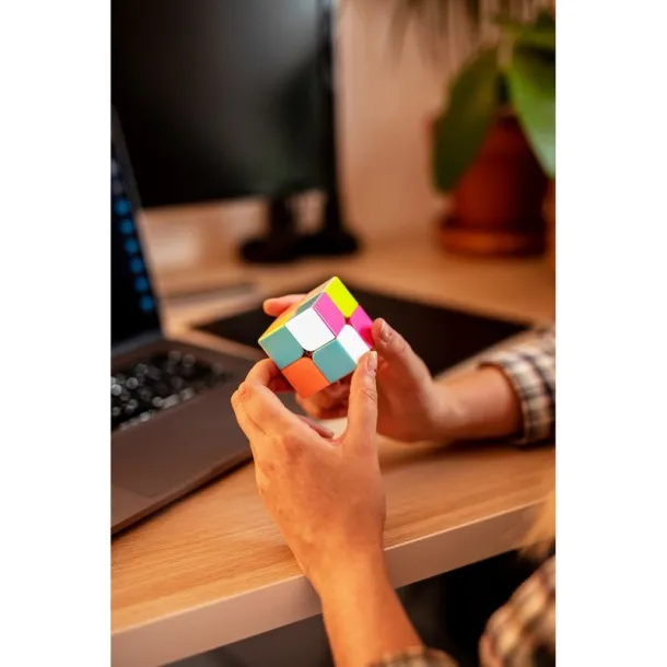  Skill game, cube multicolour