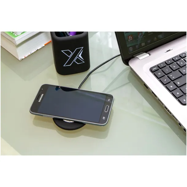 SCX.design W12 wireless charging station - SCX.design Solid black