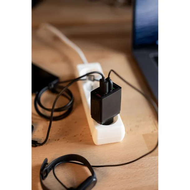  USB wall charger with 4 USB ports black