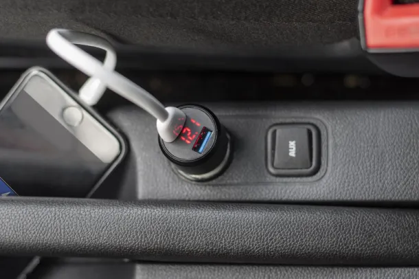 SPIDO punjač za auto BLACK