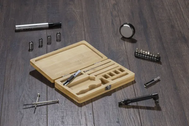 MAD set alata Prirodna
