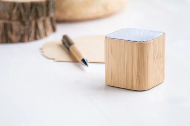 Cuboo bluetooth speaker Natural