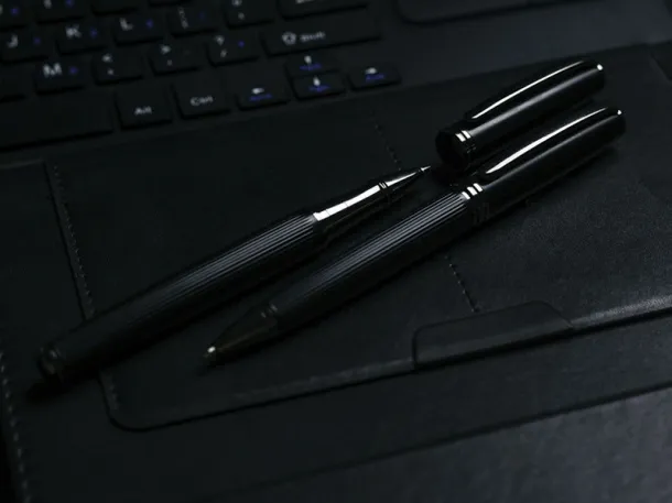 STRAIGHT Metal ball pen and roller pen set Black