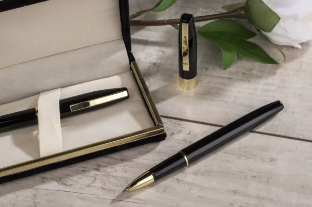 ARIZONA Writing set Crna