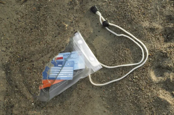 FALLA Waterproof case White
