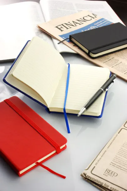 VITAL Notebook  A6 Crna