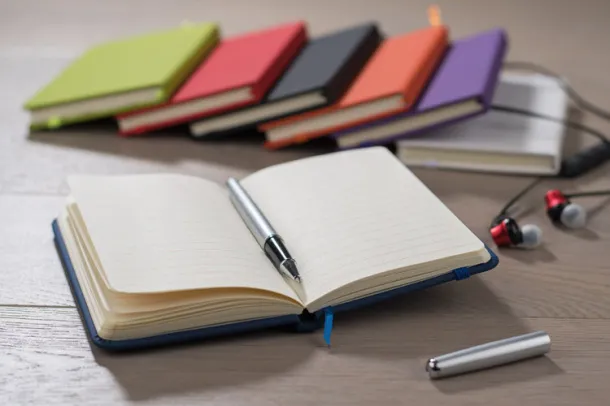 VITAL Notebook  A6 czerwony