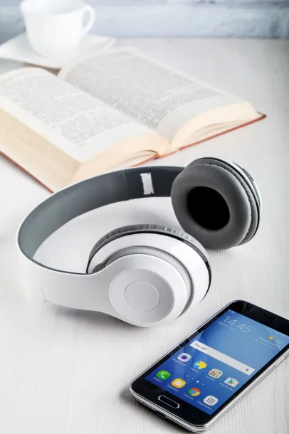 Groove bluetooth headphones White