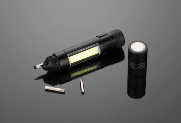 MAESTRO COB flashlight Crna