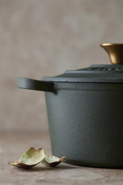  VINGA Monte emajlirani lonac od lijevanog željeza, 1,9 L - Vinga Green 