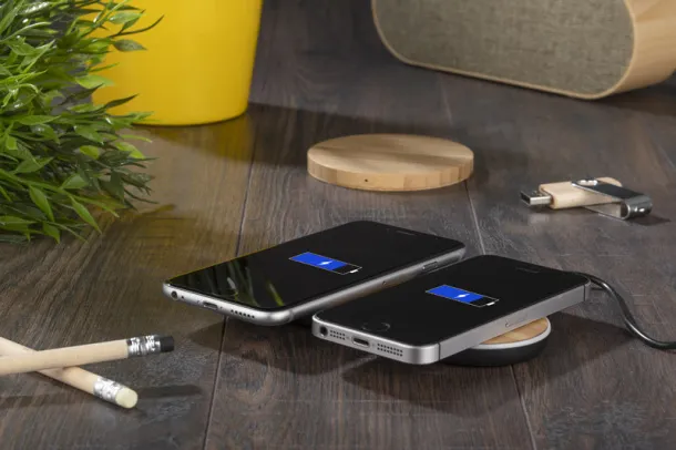 PARO Wireless charger