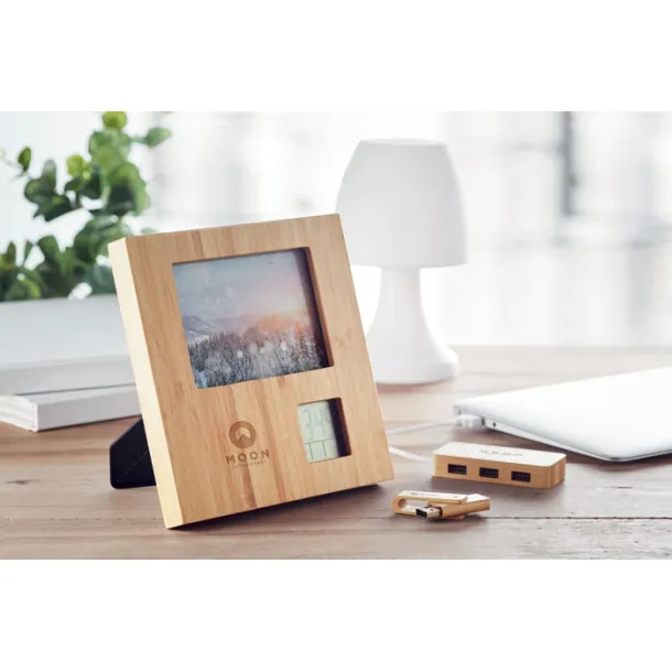 ZENFRAME Photo frame with weather station Wood