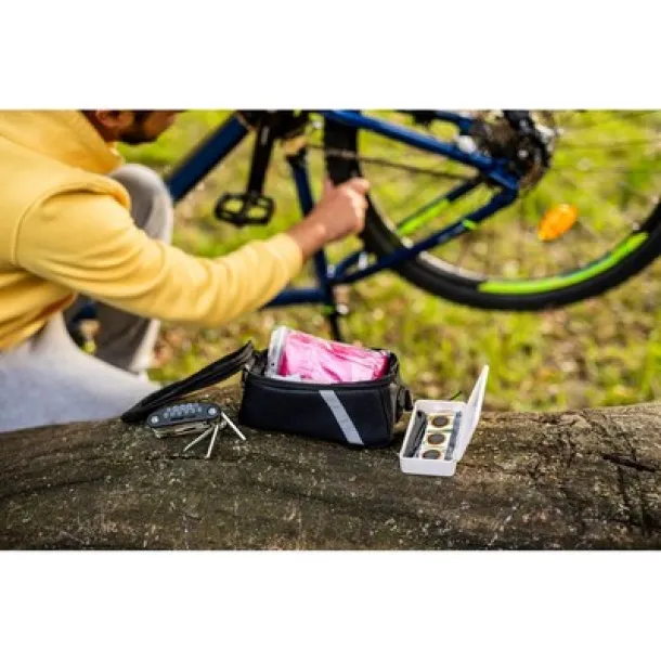  Bicycle bag with accessories, repair kit, first aid kit, poncho Crna