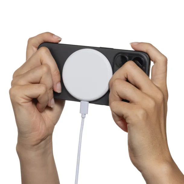 Magnapad 15W RCS rplastic magnetic 3 in 1 charging pad - XD Collection White 