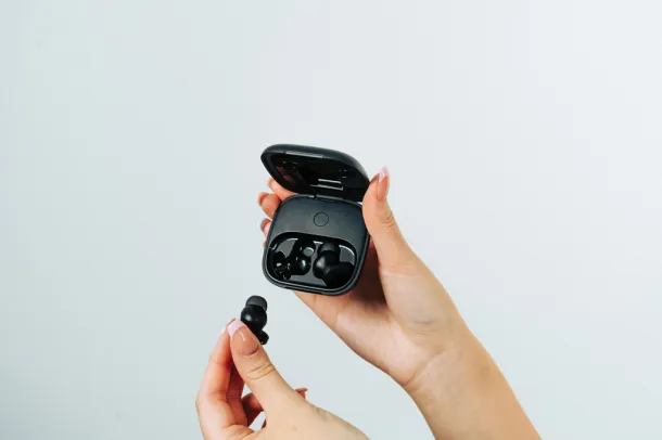 Lakewood RCS recycled and repairable wireless earbuds - Urban Vitamin Black 