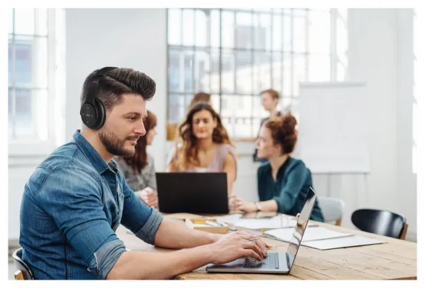 Milcof bluetooth slušalice Crna