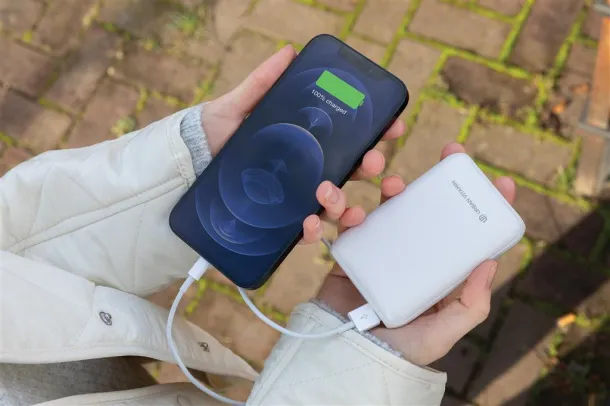  Urban Vitamin Alameda PD prijenosna baterija - 18 W, 10 000 mAh - Urban Vitamin Bijela