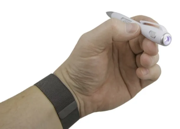  Kemijska olovka s LED svjetlom Bijela