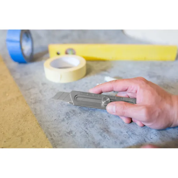 Muireann Cutter, ruler, bottle opener, spanner for screws Srebrna