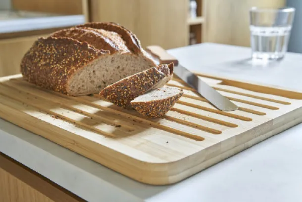 WERNER Bamboo bread cutting board