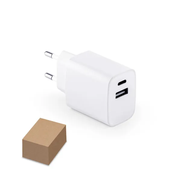 WEGENER Power adapter with USB-A port 18W and USB-C 20W in recycled ABS (100% rABS)