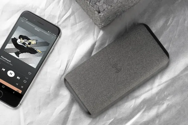 NARAMA Power bank  10000 mAh Crna