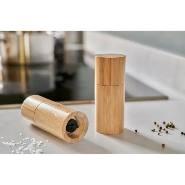  Salt and pepper mill set brown