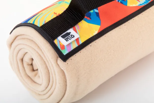 Reporta custom RPET polar blanket Natural
