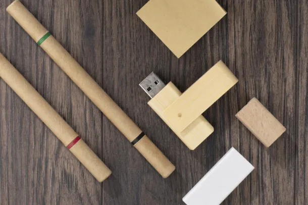 TWISTER USB memorija od bambusa - 16 GB Smeđa