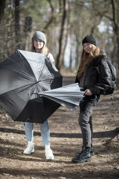 LIF Umbrella Crna