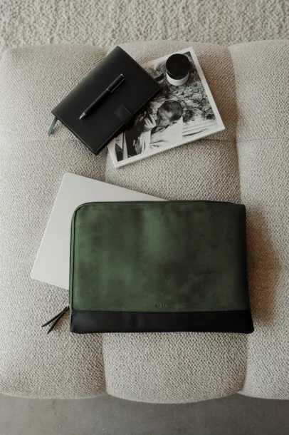 VINGA Marlow RCS recycled polyester 14" laptop sleeve - Vinga green, black Black