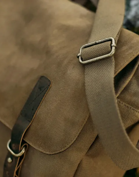  Heritage Waxed Canvas Messenger - Quadra