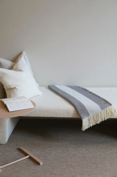 VINGA Tella Aware™ polylana®  deka - Vinga Siva white
