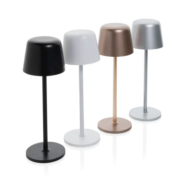 Zenic USB stolna punjiva svjetiljka od RCS reciklirane plastike - XD Collection Srebrna 