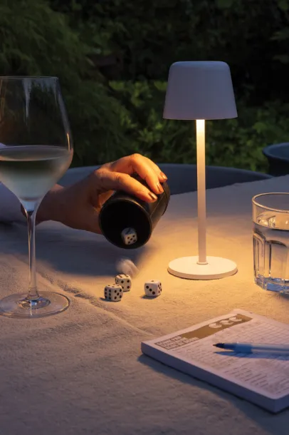 Zenic USB stolna punjiva svjetiljka od RCS reciklirane plastike - XD Collection Bijela 