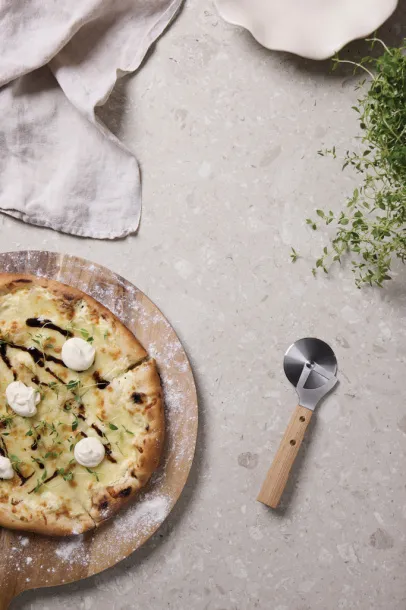 VINGA Paso rezač za pizzu - Vinga Smeđa 