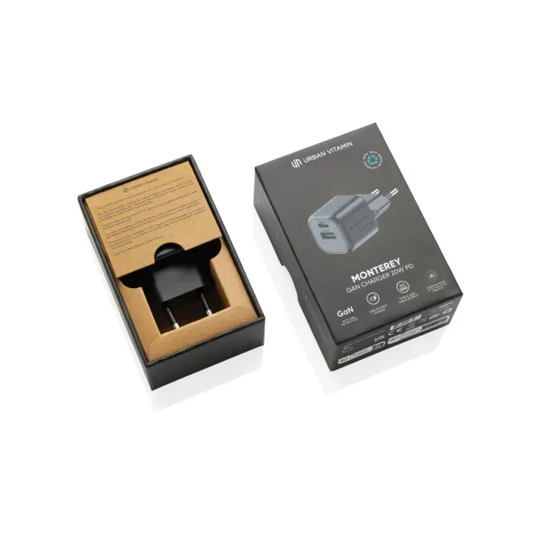 Urban Vitamin Monterey GAN punjač 20W od RCS reciklirane plastike - Urban Vitamin Crna 