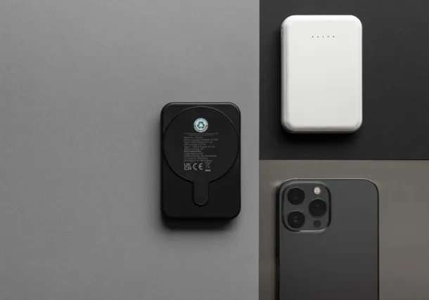 Stellar magnetna prijenosna baterija od 5.000 mAh 5W od RCS rplastike - XD Collection Bijela 