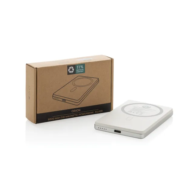 Orion magnetna prijenosna baterija od 5.000 mAh 5W od RCS recikliranog aluminija - XD Collection Srebrna 