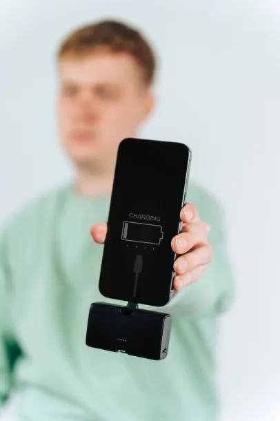 Urban Vitamin Los Angeles prijenosna baterija od RCS rplastike - 20 W, 5 000 mAh - Urban Vitamin Crna