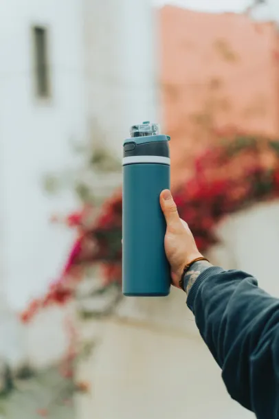 Omni Sip RCS certificirana boca od recikliranog nehrđajućeg čelika, 700 ml - XD Collection Crna 