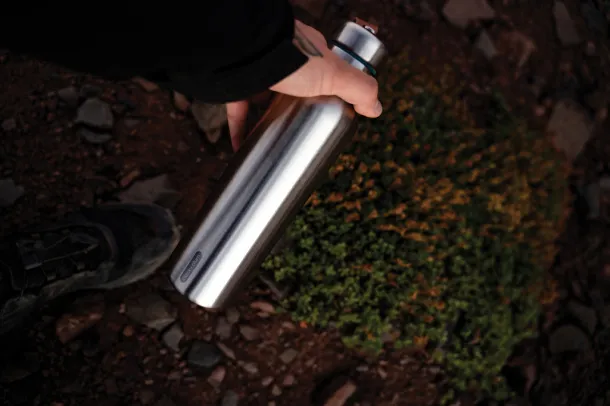 Black+Blum Insulated Water Bottle Large 750ml - Black & Blum turquoise 