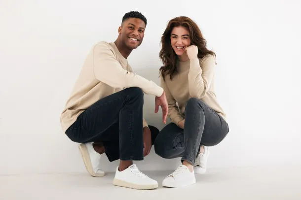  Iqoniq Etosha lightweight recycled cotton crew neck - iqoniq desert