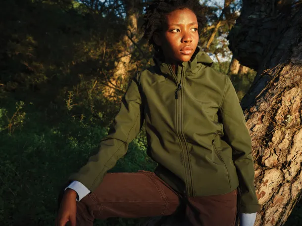  Iqoniq Makalu ženska softshell jakna od recikliranog poliestera - iqoniq khaki