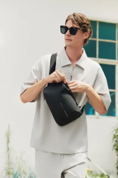 Urban Sling vodootporna proširiva torba preko tijela - XD Design Crna Siva