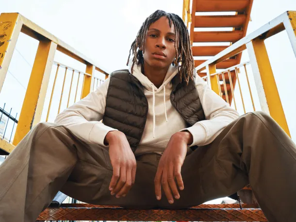  Iqoniq Meru men recycled polyester bodywarmer - iqoniq khaki