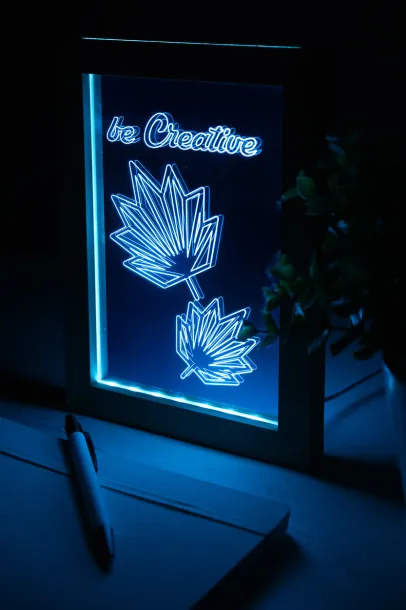 Woodiframe LED personalizirani svjetlosni trofej Prirodna Prozirno